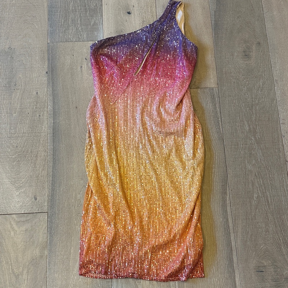 Fashion Nova One-Shoulder Pink and Gold Dress